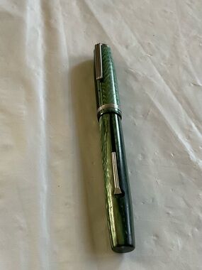 Vintage 1950s Esterbrook 9550 J Series Green Pearl / Chrome Fountain Pen USA